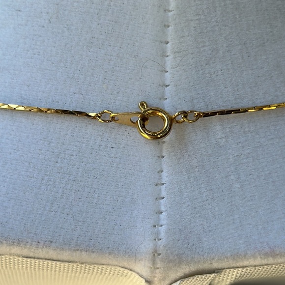 Gold Maple Leaf Earrings and Necklace - Picture 6 of 10